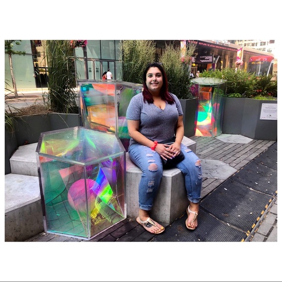 Meet your Posher, Sherry - Picture 10 of 12